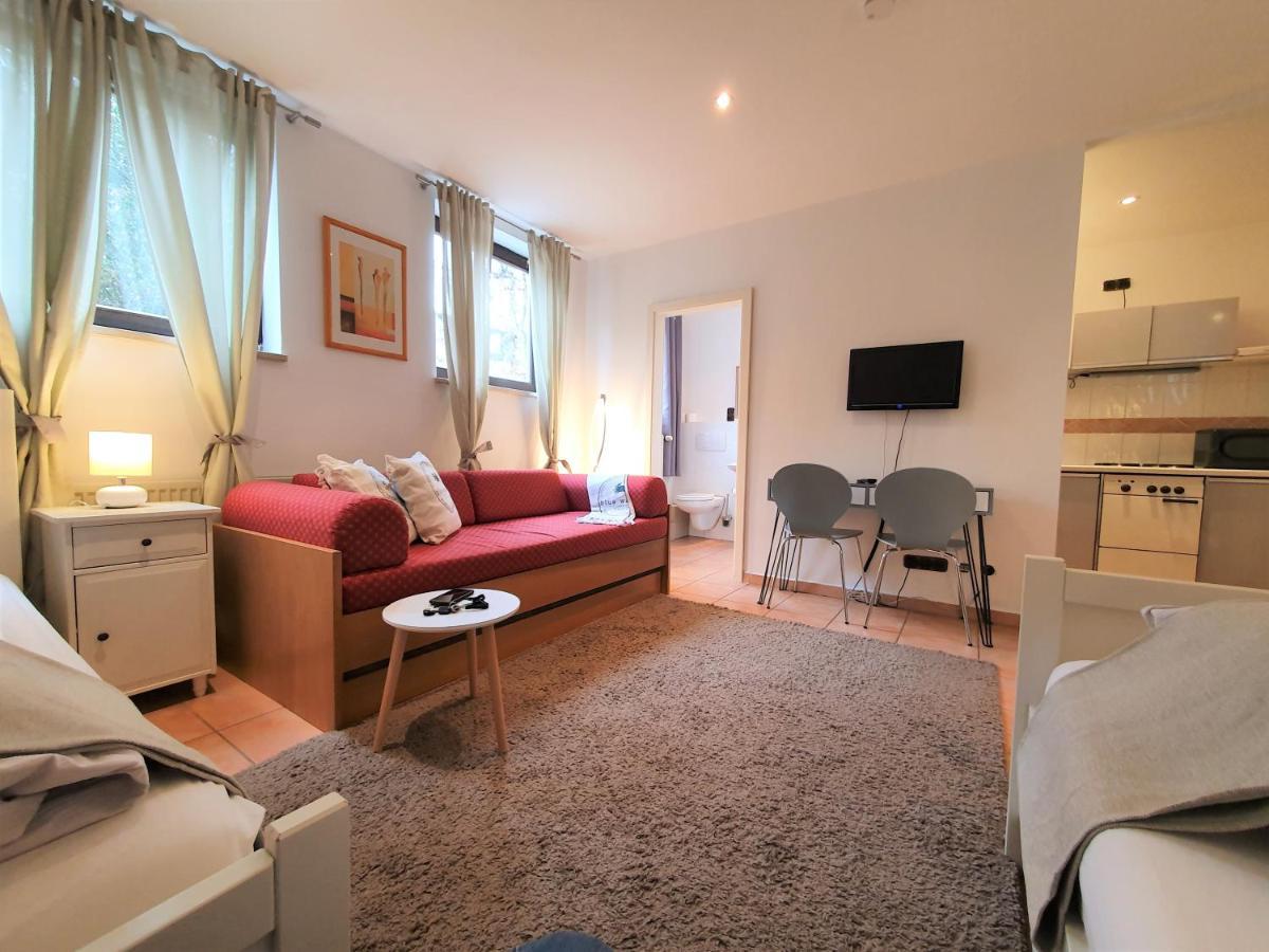 Garden House & East Park-Apartments Grossdorf  Exterior foto